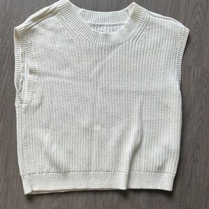 Abercrombie & Fitch Sleeveless Sweater
